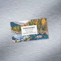 Fluss und Gebirge Landschaftliches Foto