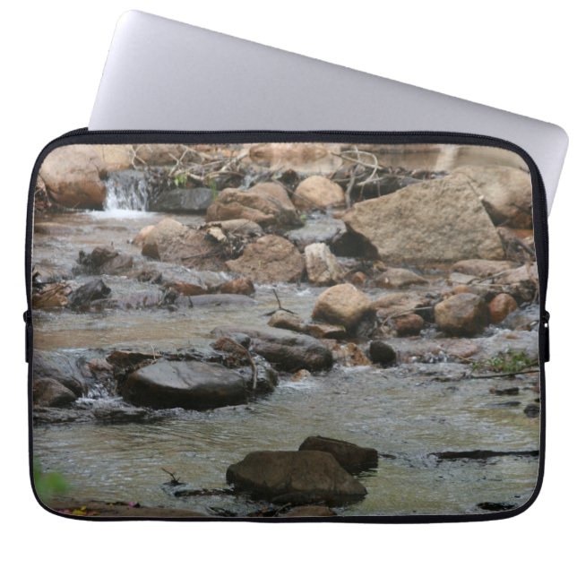 Fluss Wasser Laptopschutzhülle (Vorderseite)