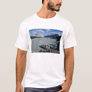 Flussabwärtsfahren auf dem Alsek River T-Shirt