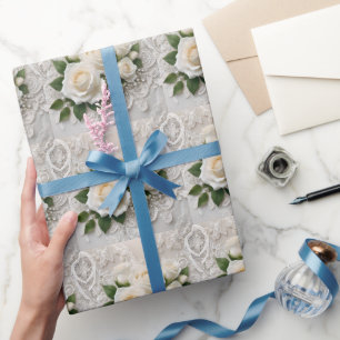 Flüstern von Elegance: Rose, Spitzen und zeitlose Geschenkpapier