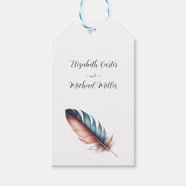 Flüstern von Grace Feathered Elegance Minimalismus Geschenkanhänger (Vorderseite)