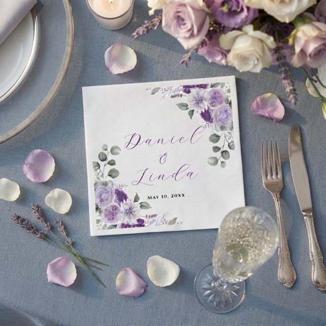 Flüstern von Lavendel: Eleganz in Blüte Serviette (Whispers of Lavender: Elegance in Bloom Napkins)