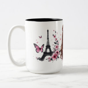 Flüstern von Paris Blütenblätter über dem Eiffeltu Zweifarbige Tasse