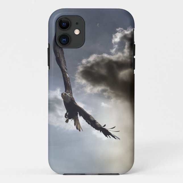 Flying Bald Eagle & Cloudy Sky Phone Case (Rückseite)