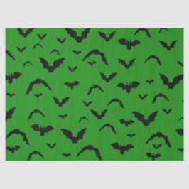 Flying Bats on Green Seidenpapier