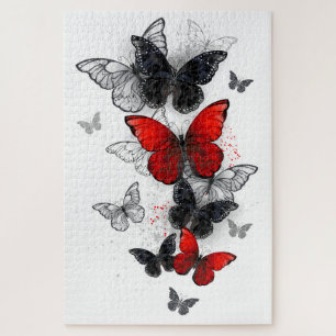 Flying Black and Red Morpho Butterfliegen