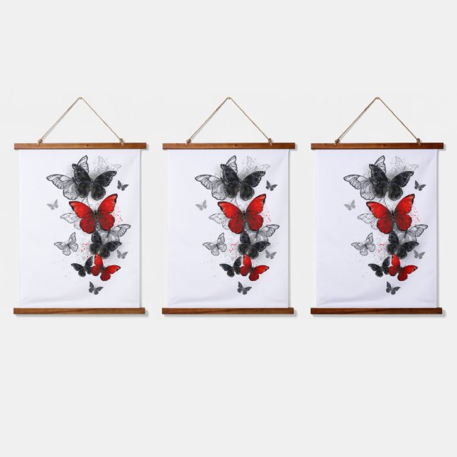 Flying Black and Red Morpho Butterfliegen Wandteppich Mit Holzrahmen (Dreifach)