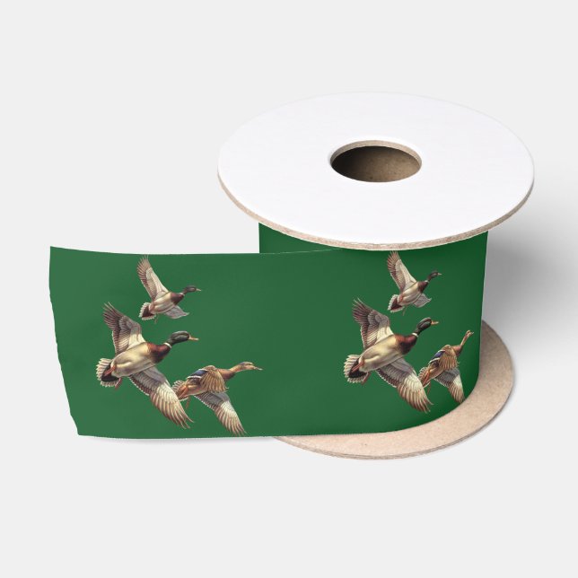 Flying Mallard Encks auf Green Satinband (Spule)