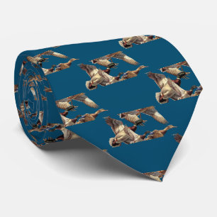 Flying Mallard Encks on Blue Krawatte