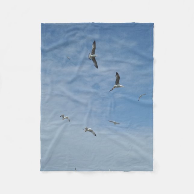 Flying Seagulls Fleece Blanket (Vorderseite)