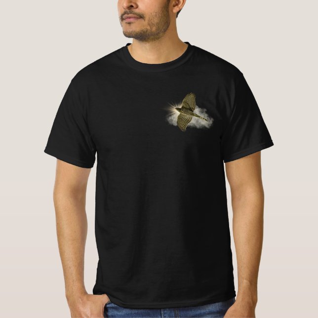 Flying Sharp-shinned Hawks T-Shirt (Vorderseite)