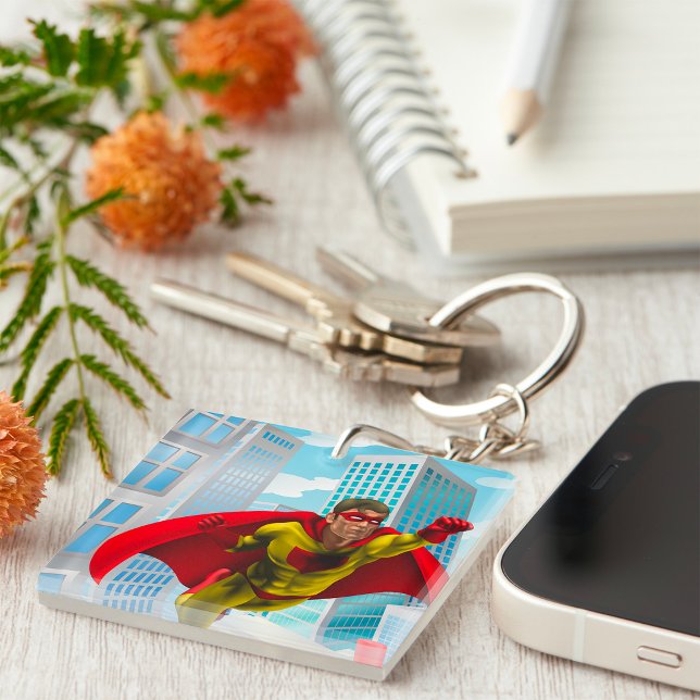 Flying Superhero Comic Style Red and Yellow Held Schlüsselanhänger (Von Creator hochgeladen)