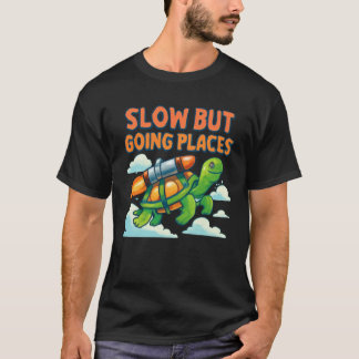 Flying Turtle with Jetpack - Langsame, aber bewegl T-Shirt
