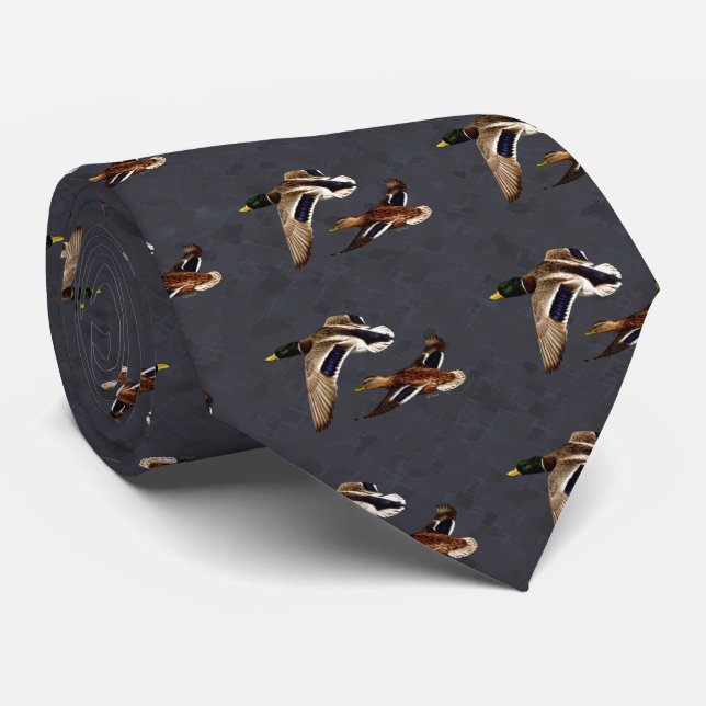 Flying Wild Ducks Charcoal Gray Krawatte (Gerollt)