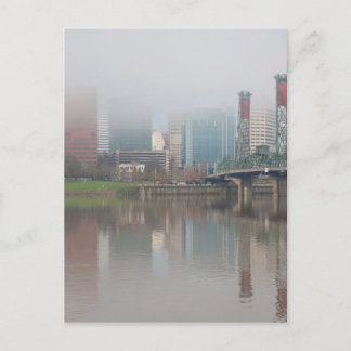 Foggy Day entlang Portland ODER Waterfront Panoram Postkarte
