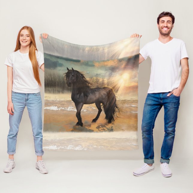 Foggy Friesian Morning Fleecedecke (Beispiel)