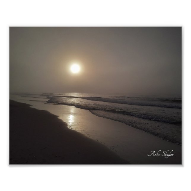 Foggy Morning on Beach Foto Print (Vorne)