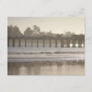 Foggy Santa Cruz Wharf Postkarte