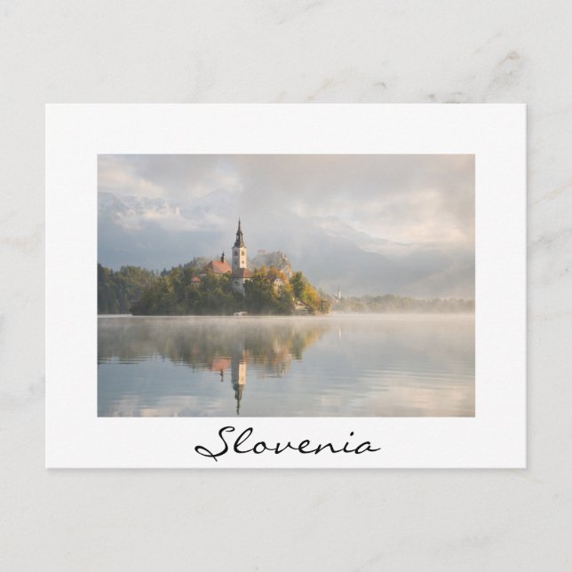 Foggy Sloveny Sonnenaufgang weiße Postkarte (Vorderseite)