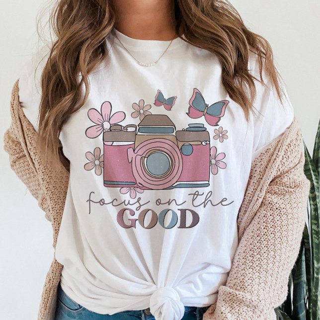 Fokussieren auf die gute Kamera Boho Floral Butter T-Shirt (Von Creator hochgeladen)