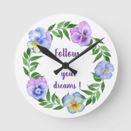 Folge deinen Träumen! Handgezeichnete Aquarellschö Runde Wanduhr