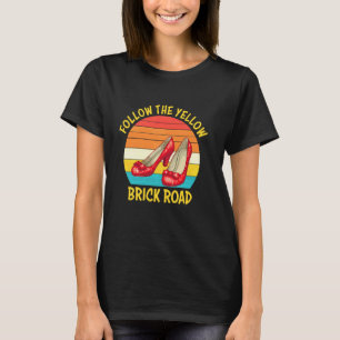 Folgen Sie dem Apparel Yellow Brick Road T-Shirt