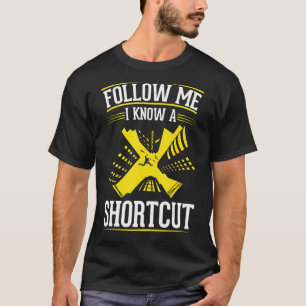 Folgen Sie mir Ich weiß, dass der Shortcut Free Ru T-Shirt
