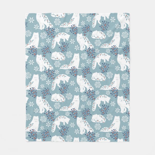 Folk Art Arctic Fox im Schnee mit Holly Fleecedecke (Vorderseite)