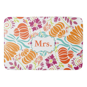 Folk Art Monogram Floral Mrs. or Personalize Badematte