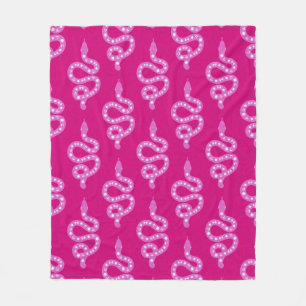 Folk Art Texturierte Grungy Hexen-Schlange in Rosa Fleecedecke
