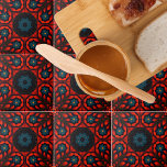 Folk Ethnic Red Black Blue Floral Muster Fliese<br><div class="desc">Ein außergewöhnlich dekoratives Keramik Fliesendesign, das Ihren Blick bestimmt verzaubern wird. Diese einzigartige Kreation zeigt ein lebendiges und faszinierendes Muster, das mit bezaubernden, von Volkstraditionen inspirierten Blumenmotiven geschmückt ist und ein Gefühl ethnischer Anziehungskraft weckt. Die farbenfrohe Farbpalette vereint harmonisch Rot-, Schwarz- und Blau-Farbtöne und verleiht jedem Raum, den sie schmückt,...</div>