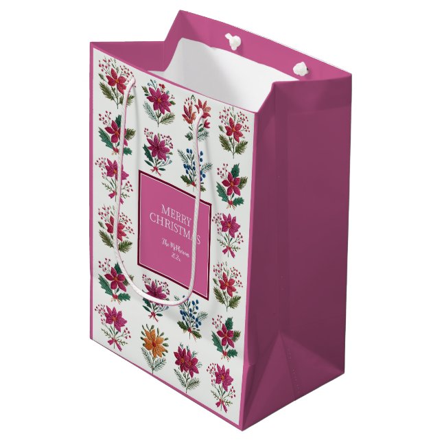 Folk Florals Pink Christmas Mittlere Geschenktüte (Vorderseite Schrägansicht)