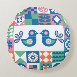 Folklore-Blumenkarte: Skandinavisches Design. Rundes Kissen