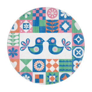 Folklore-Blumenkarte: Skandinavisches Design. Schneidebrett
