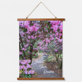 Follow Your Dreams Quote Floral Garden Path Wandteppich Mit Holzrahmen