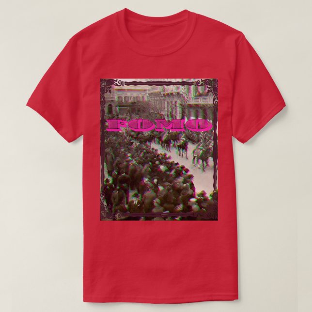 FOMO Pink Glitch Retro Vintag T-Shirt (Design vorne)
