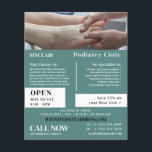Foot Exam Portrait, Podiatrie-Klinik, Podiatrist Flyer<br><div class="desc">Foot Exam Portrait,  Podiatrie-Klinik,  Podiatrist Advertising Flyer durch den Business Card Store.</div>