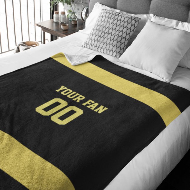 Football Gold & Black Personalisiert Fleecedecke (Von Creator hochgeladen)