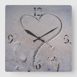 Footprints of the Heart Quadratische Wanduhr