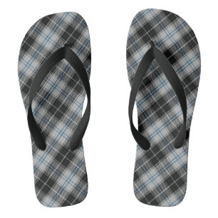 Forbes Kleid weißer und grüner Highland-Karostoff Flip Flops