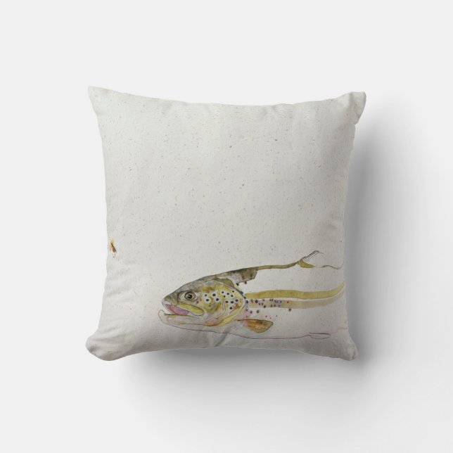 Forelle, welche die Fliege eines Fischers jagt Kissen (Vorderseite)