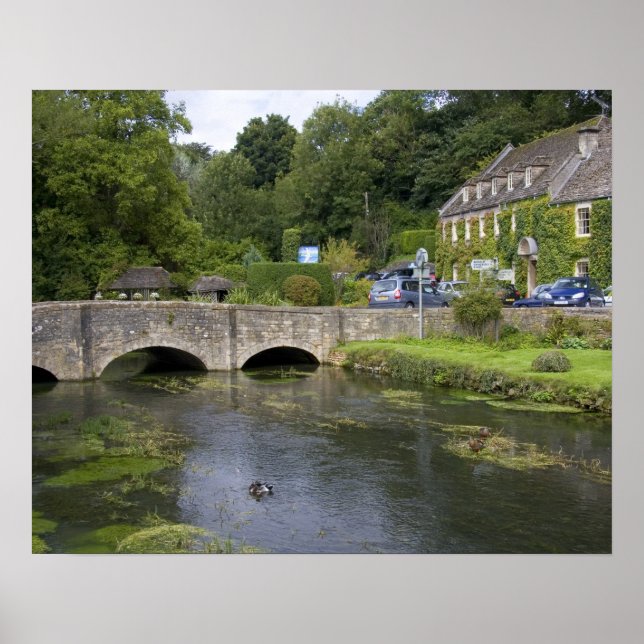 Forellenbach im Dorf Bibury, Poster (Vorne)