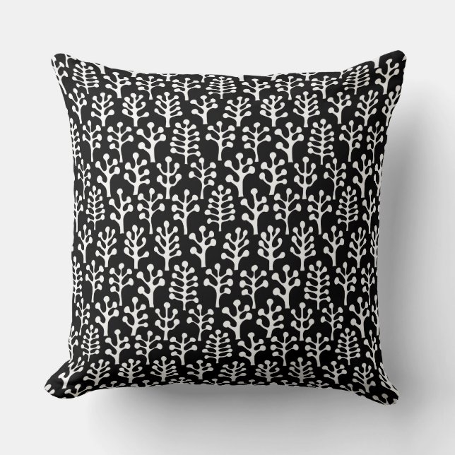 Forest 230823 - White on Black Kissen (Vorderseite)