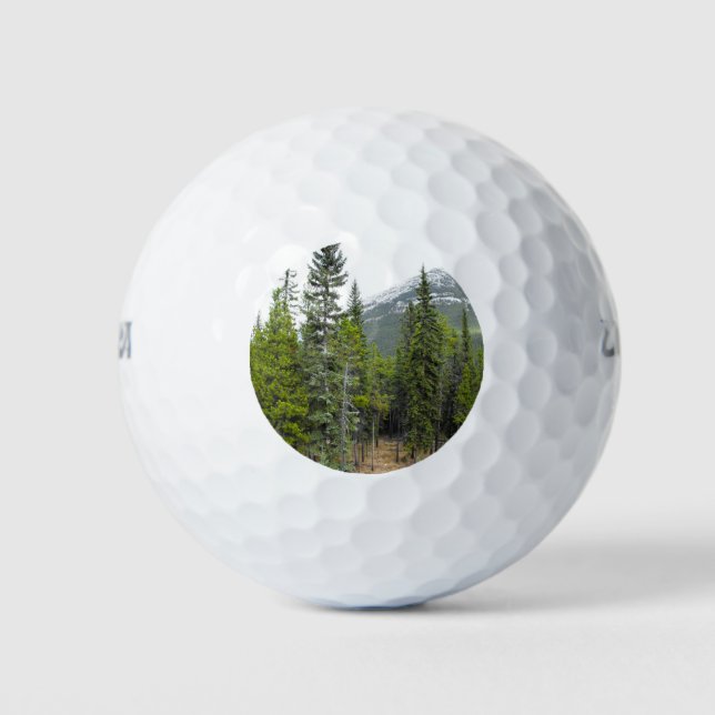 Forest and Mountain Scene Golf Ball (Vorderseite)