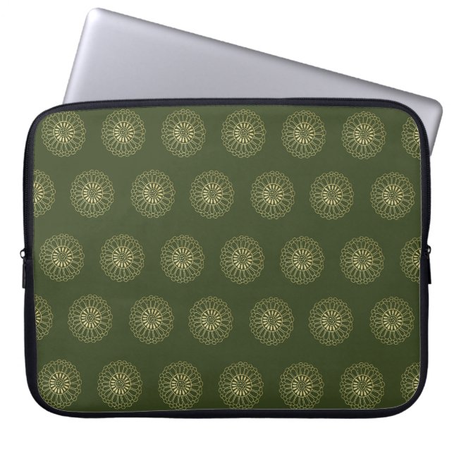 Forest | Golden Zinnia Flower Medallions Laptopschutzhülle (Vorderseite)