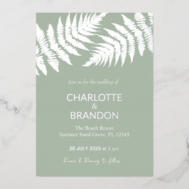 Forest Green Ferns Outdoor Wedding Silver Folieneinladung (Vorderseite)