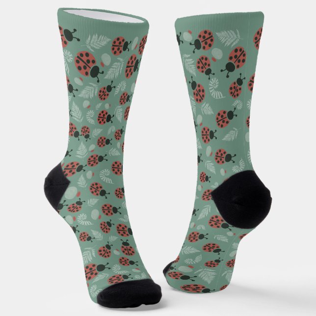 Forest Ladybugs Green Background Socken (Gewinkelt)