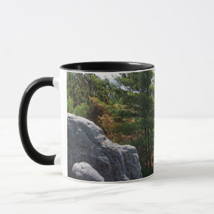 Forest Valley Blick auf Burg Berg Tasse