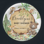 Forest Woodland Animal Baby Dusche Pappteller<br><div class="desc">Die Waldholzsammlung serviert Ihren Gästen diese bezaubernden,  waldbewaldeten Babydusche-Teller. Ideal für die Woodland Babydusche oder die Geburtstagsparty mit den niedlichen Waldtierbären,  Hirschen,  Raccoon und Wise old Uhl.</div>