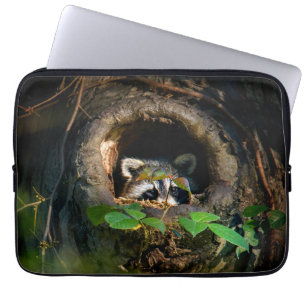 Forests Raccoon Peeking Laptopschutzhülle